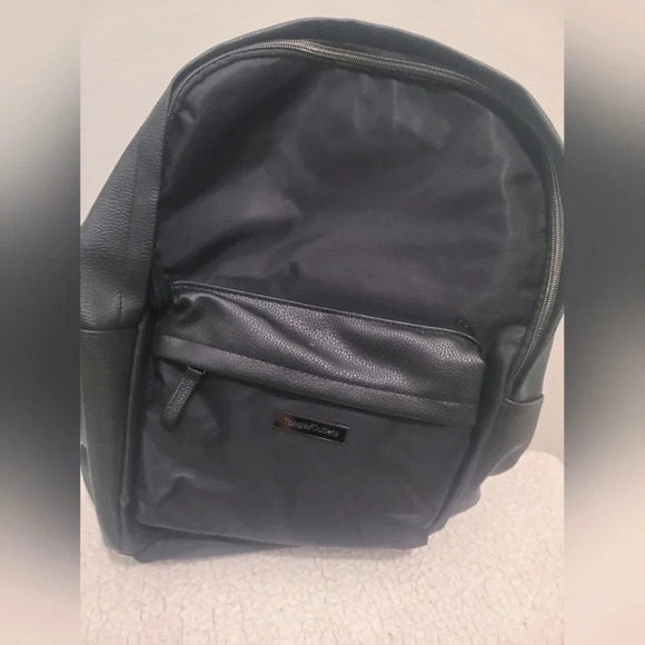 Tanger Outlet Book Bag - Picture 1 of 6